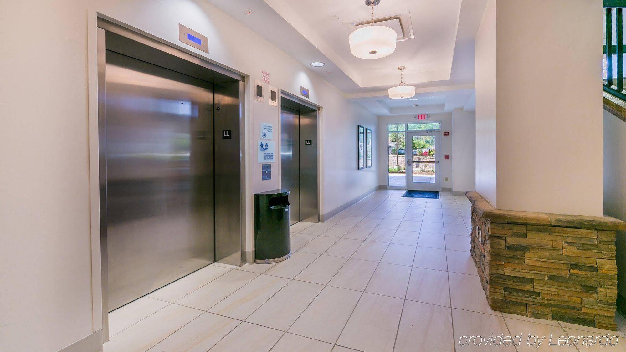 Holiday Inn Express Gatlinburg Downtown By Ihg Exteriör bild